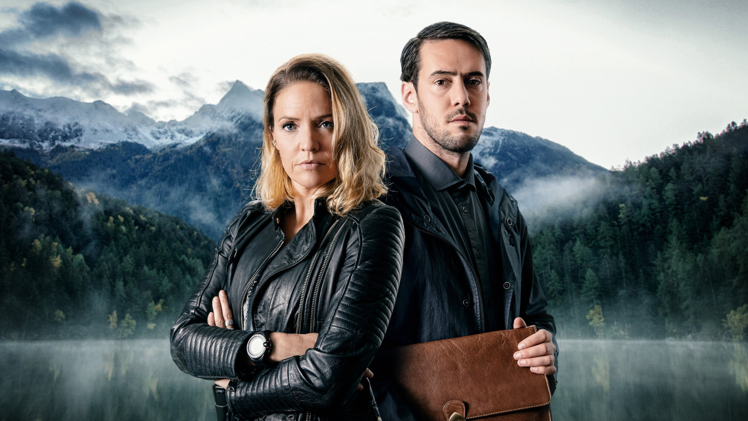 "Das Mädchen aus dem Bergsee": Patricia Aulitzky (Lisa Kuen), Dominik Raneburger (Alexander Yüsüf-Demir).