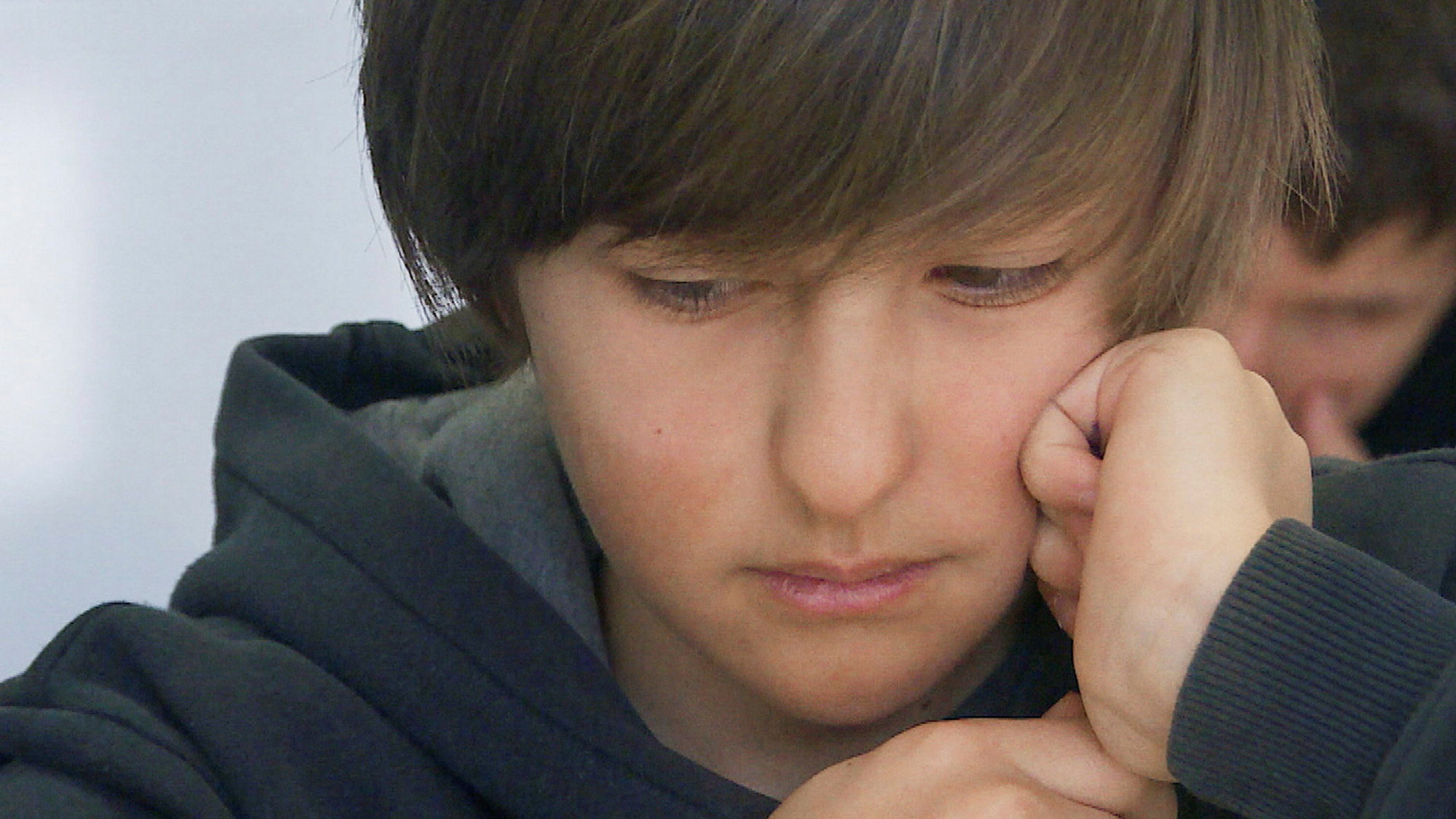 "Autismus und Schule – (K)eine Liebesbeziehung": Für Nino, 12, war der Alltag in der Regelschule unerträglich.