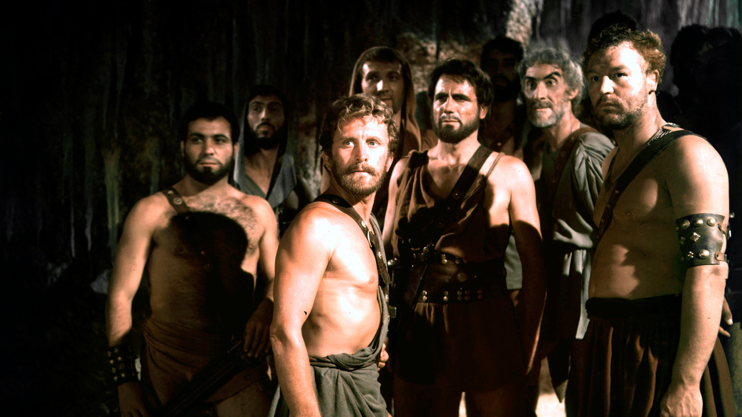 "Die Fahrten des Odysseus" - Kassandra verflucht Odysseus (Kirk Douglas, 2.v.l.) und seine Gefährten, ohne Ziel über die Meere zu irren.