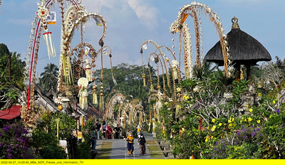 Im Herzen Balis - Tempel, Tropen, Traditionen