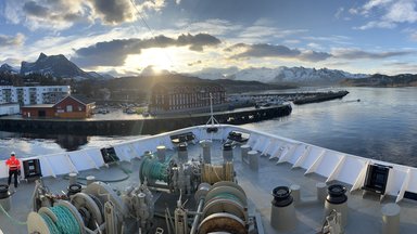 Zdf.reportage - Zum Nordkap Mit Hurtigruten: Selfie Am Polarkreis