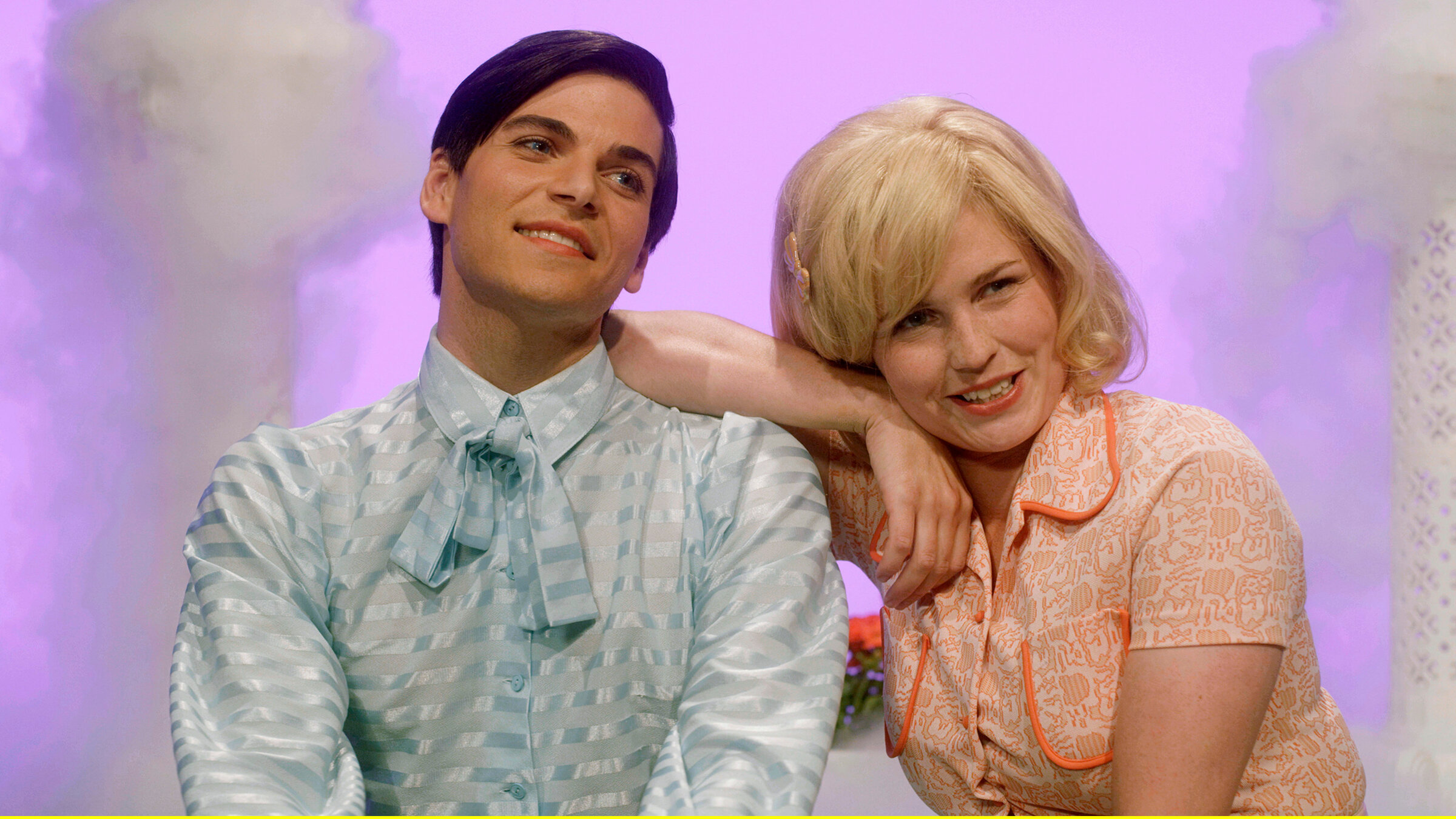 Kilian Berger (als Rex Gildo) und Sidsel Hindhede (als Gitte Hænning).