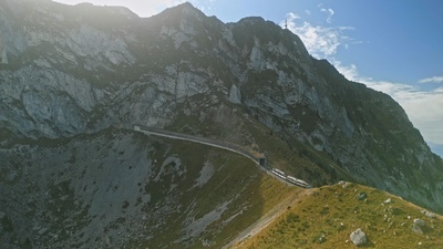 Spektakuläre Bergbahnen der Schweiz II:<br/>"Montreux-Rochers de Naye" – Die Extravagante