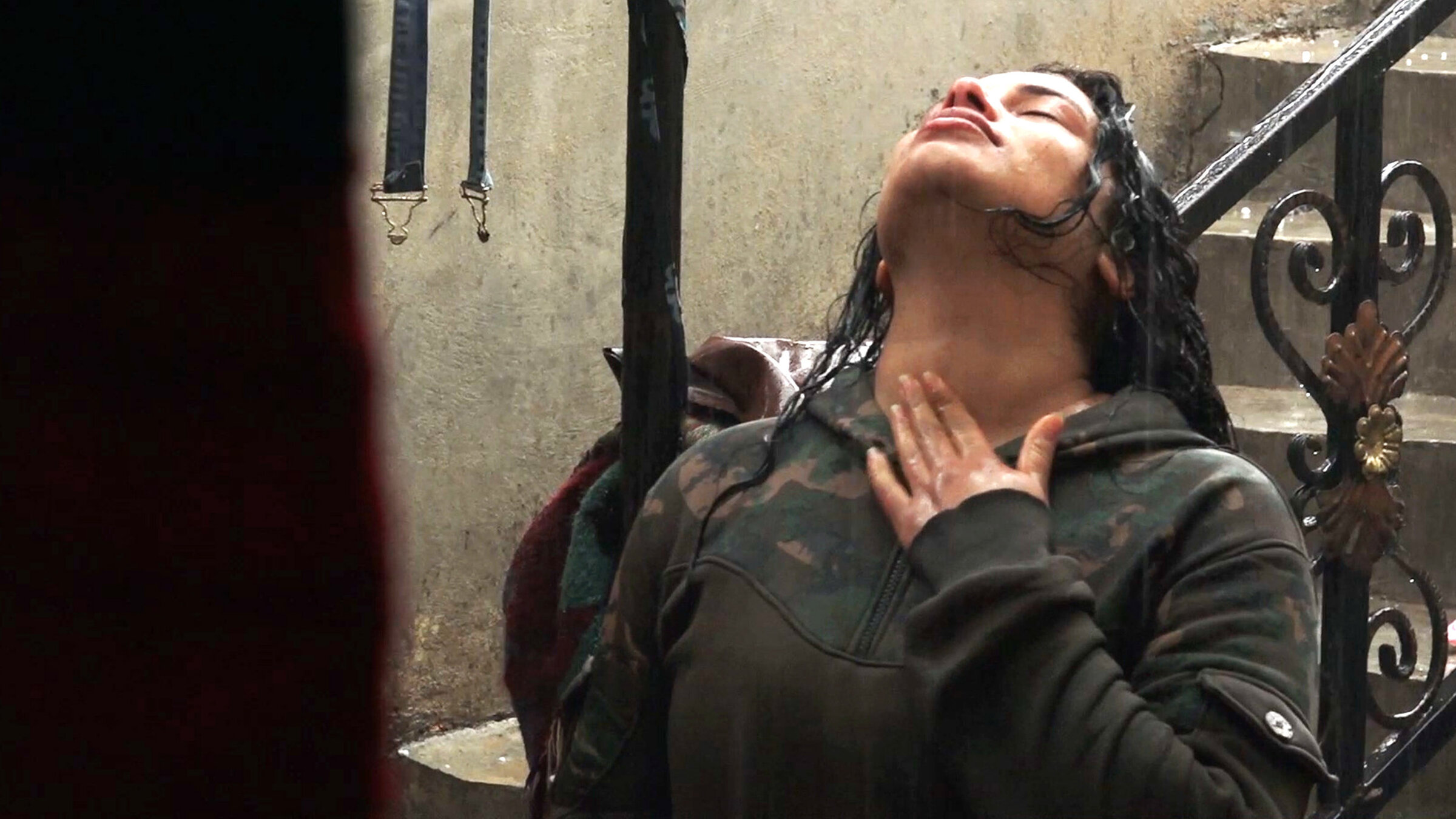 "The other side of the River": Der Film geht über die übliche Berichterstattung aus dem Bürgerkriegsland Syrien hinaus und zeigt die kurdische Region Rojava nach dem Sieg über den IS aus dem Blickwinkel der jungen Araberin Hala.