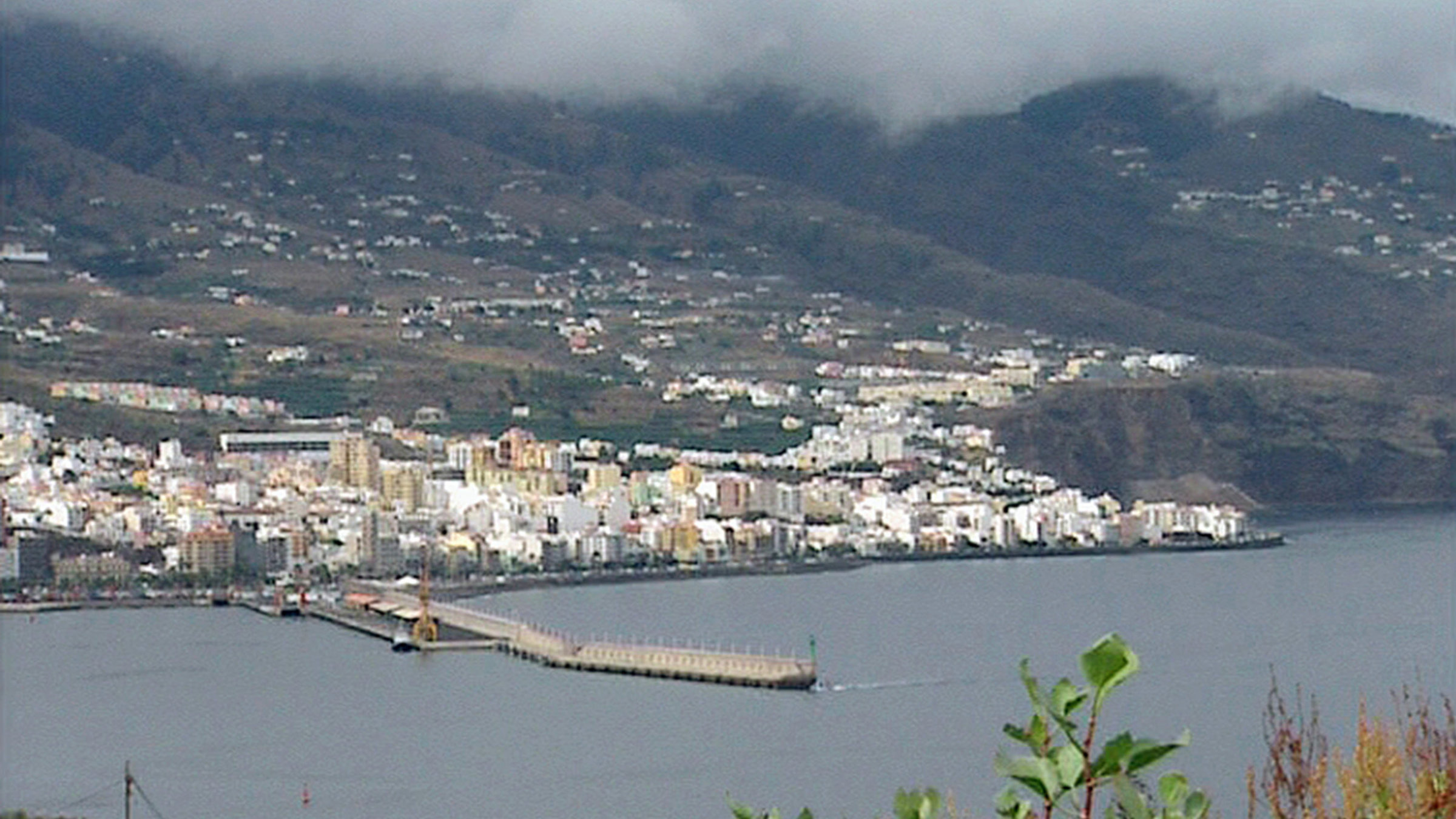 "Spaniens schöne Inseln" - Blick auf Santa Cruz de Tenerife.