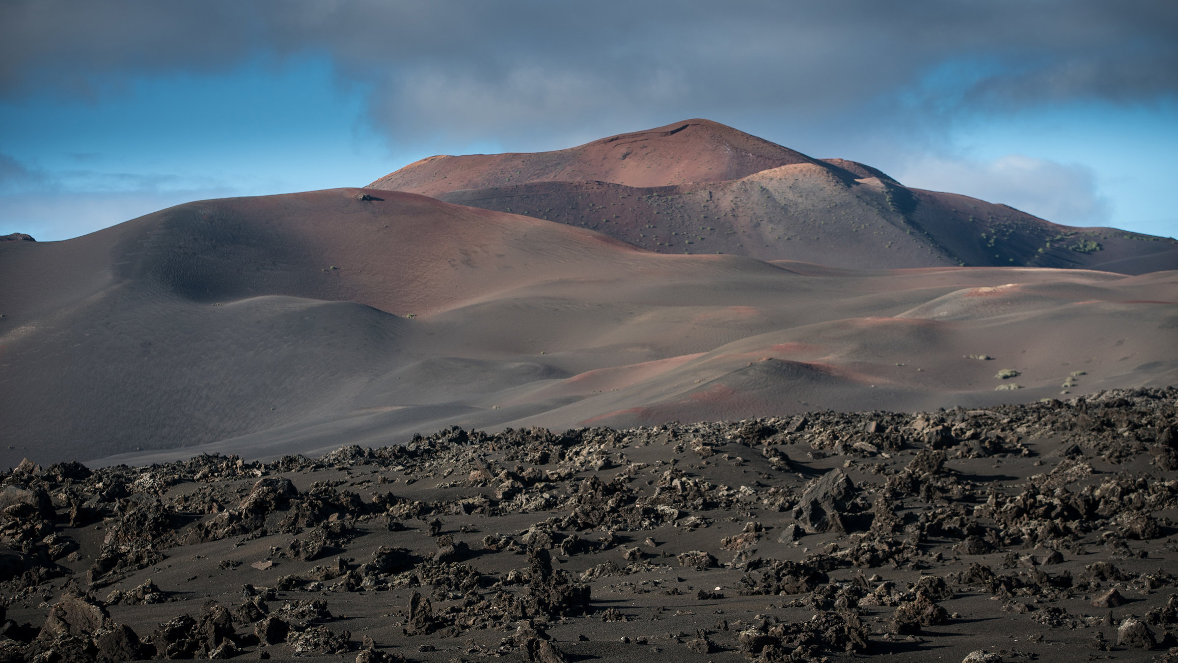"Die Kanarischen Inseln - Im Reich der Feuerberge": Lanzarote Timanfaya Nationalpark.