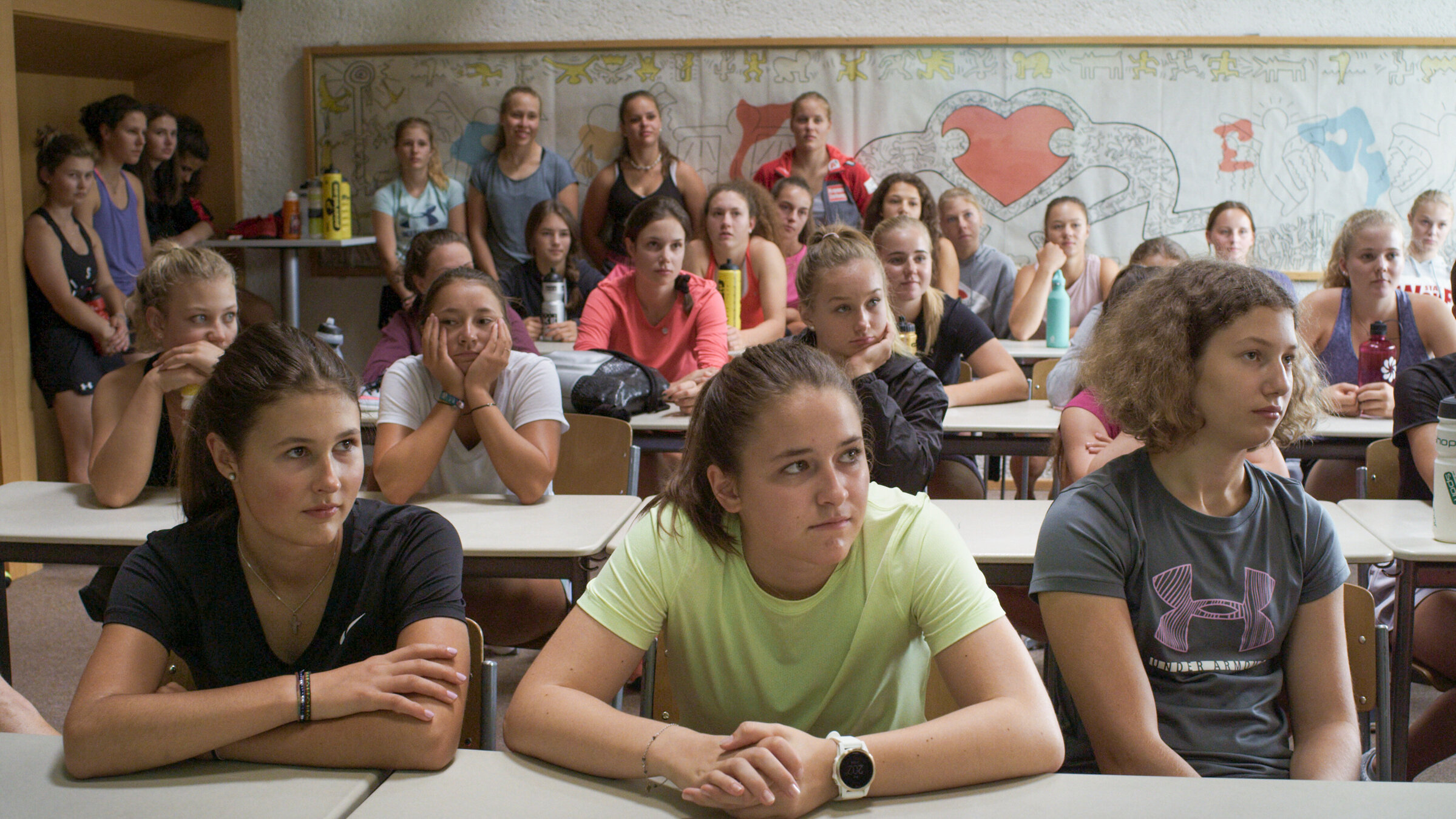 "Stams": Das Schigymnasium Stams ist eine der erfolgreichsten Schischulen der Welt. Hier wachsen junge Sportler und Sportlerinnen heran, die ihre Leidenschaften ohne Kompromisse ausleben.