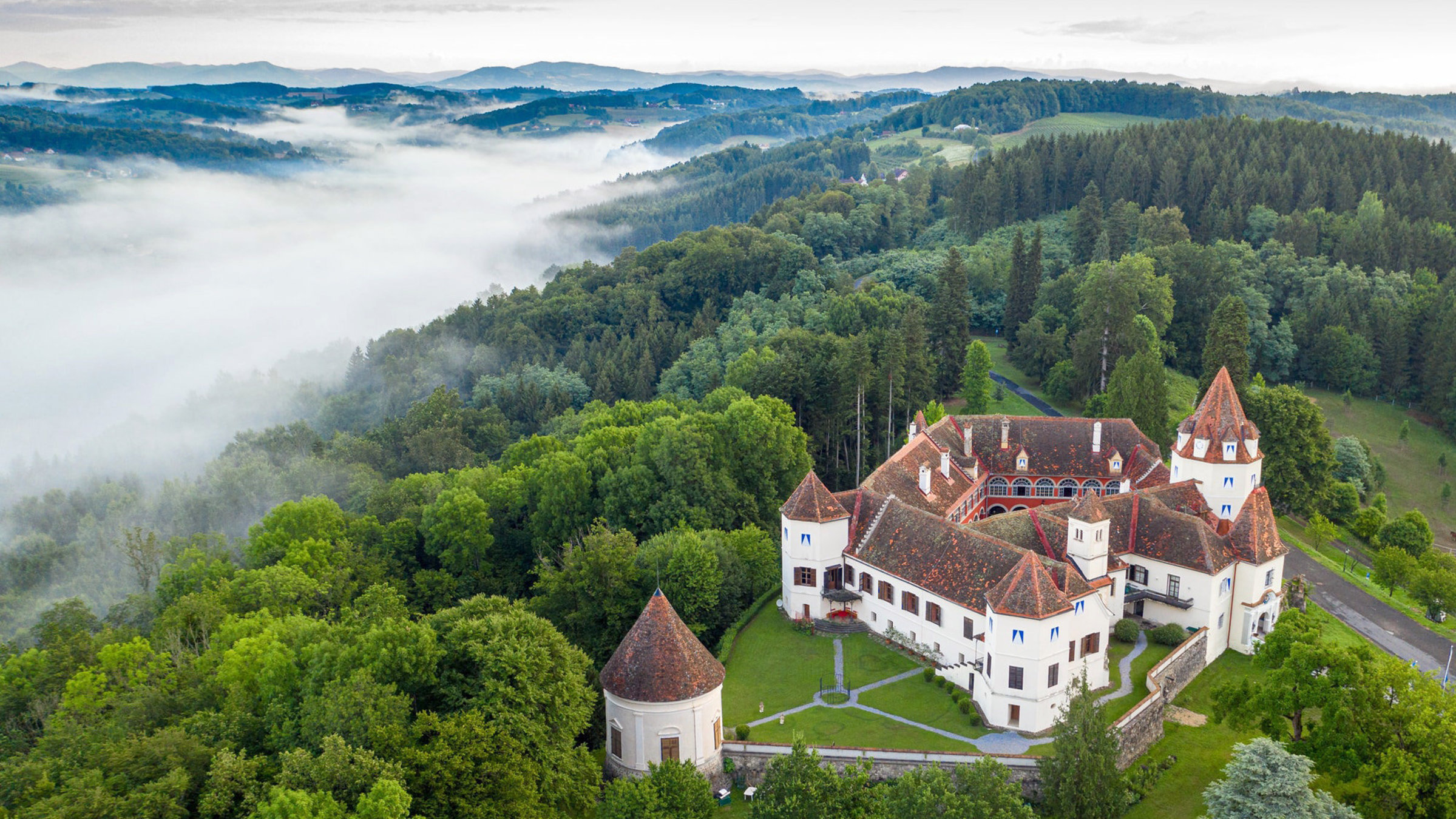 "Burgen und Schlösser in der Steiermark - Zeugen der Geschichte": Schloss Kornberg