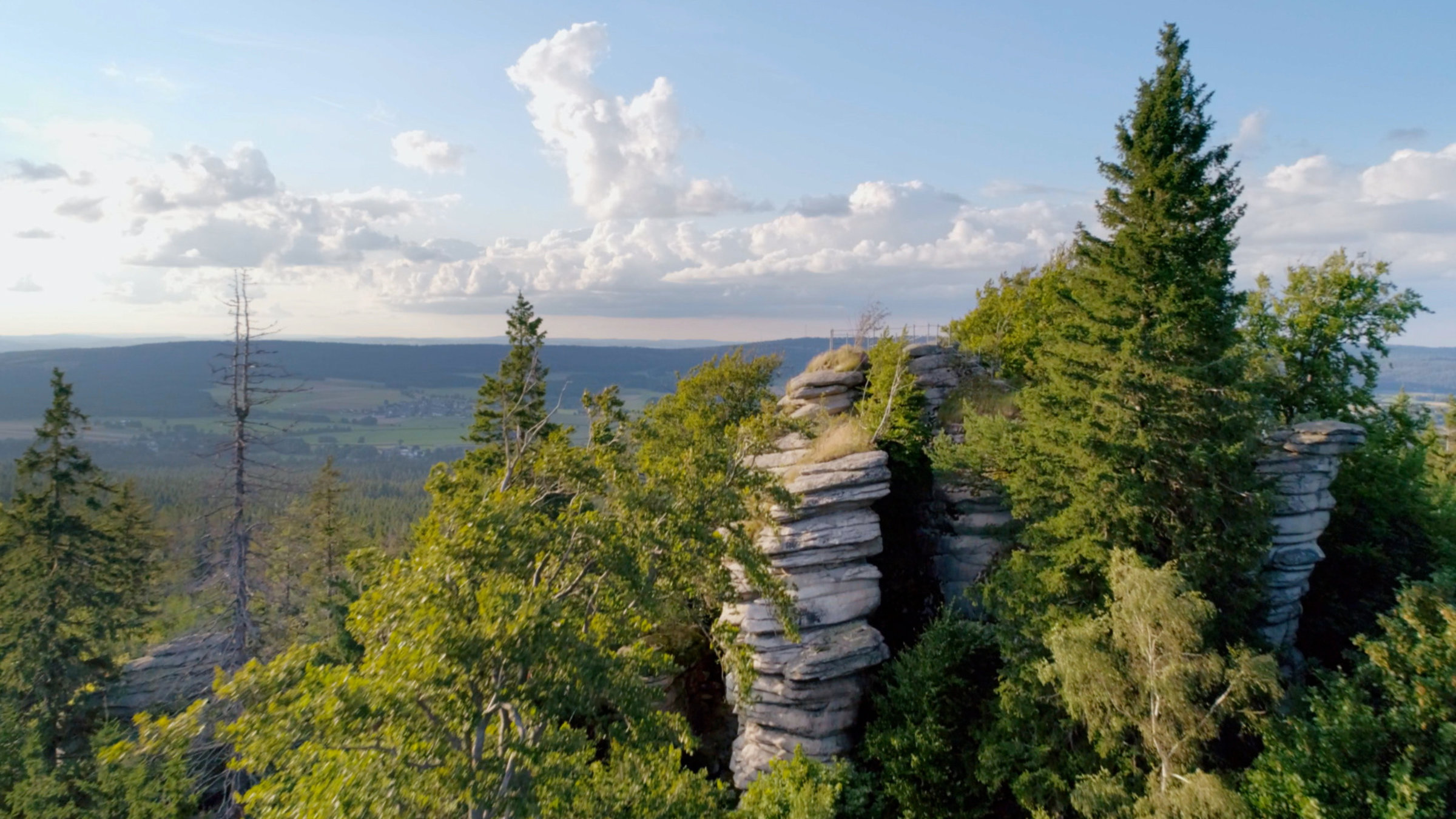 "Ein Pionier im Fichtelgebirge": Der Rudolfstein, eine typische Felsenformation im Fichtelgebirge.