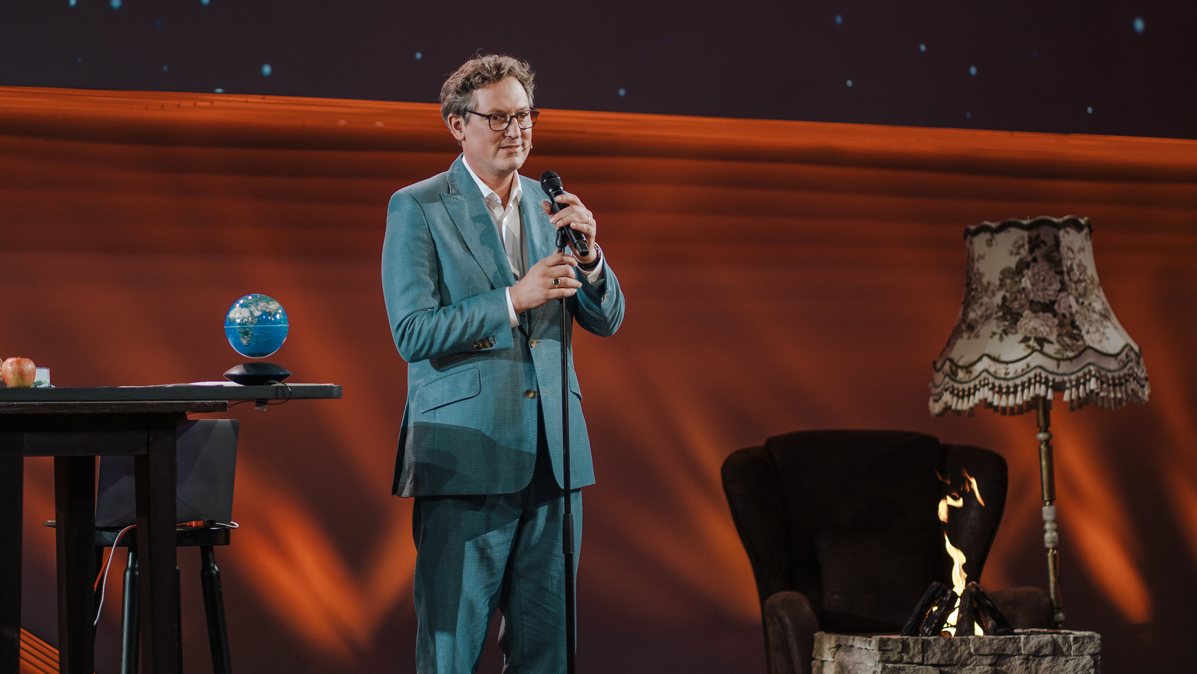 "Eckart von Hirschhausen: Mensch, Erde!": Eckart von Hirschhausen auf der Bühne