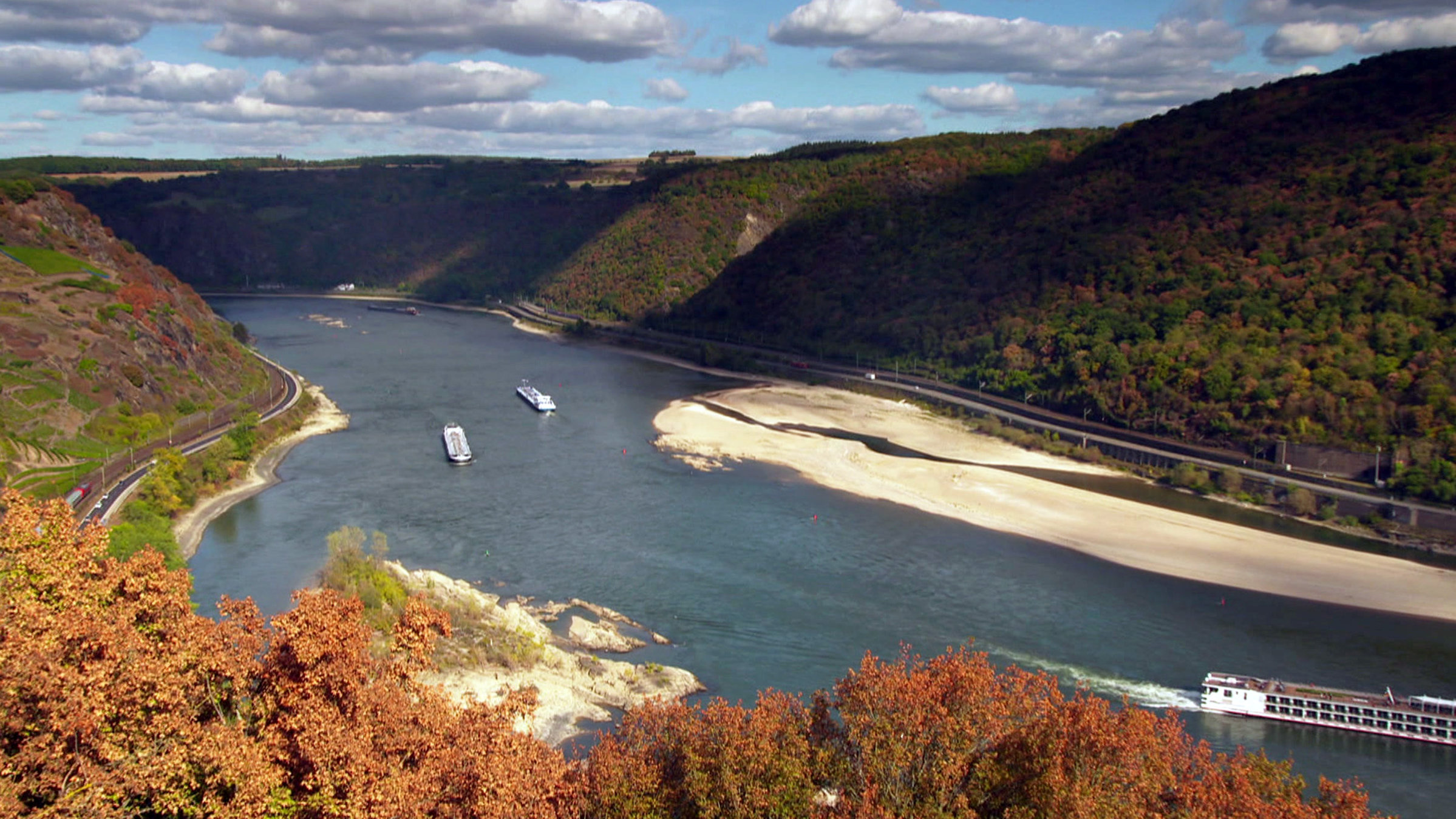 "Unser Rhein - Im Bann des Stroms": Das Rheintal aus der Vogelperspektive