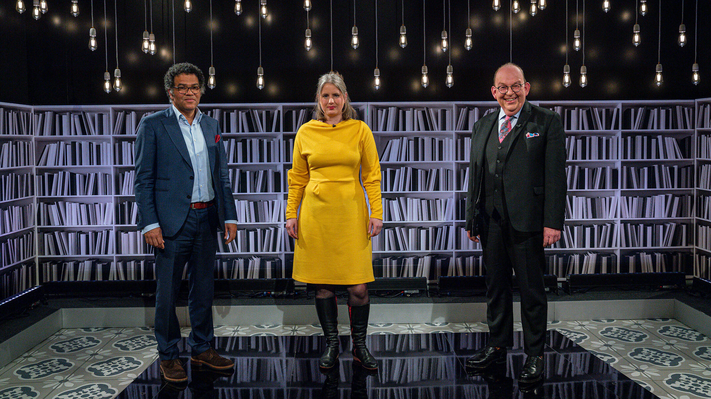 "lesenswert Quartett": v. li.: Ijoma Mangold, Insa Wilke und Denis Scheck.