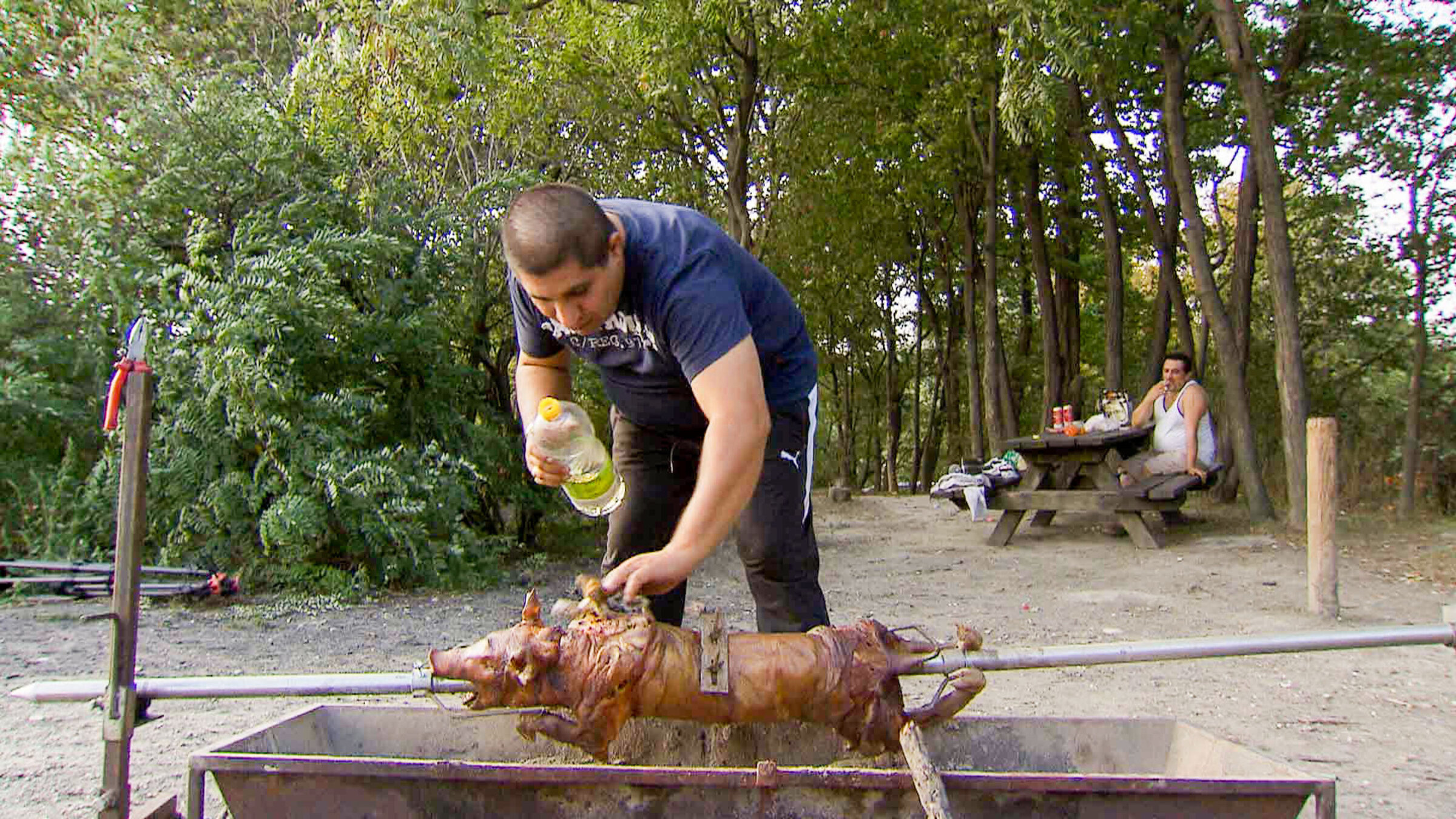 "Am Grillplatz": Dragan Möstl.