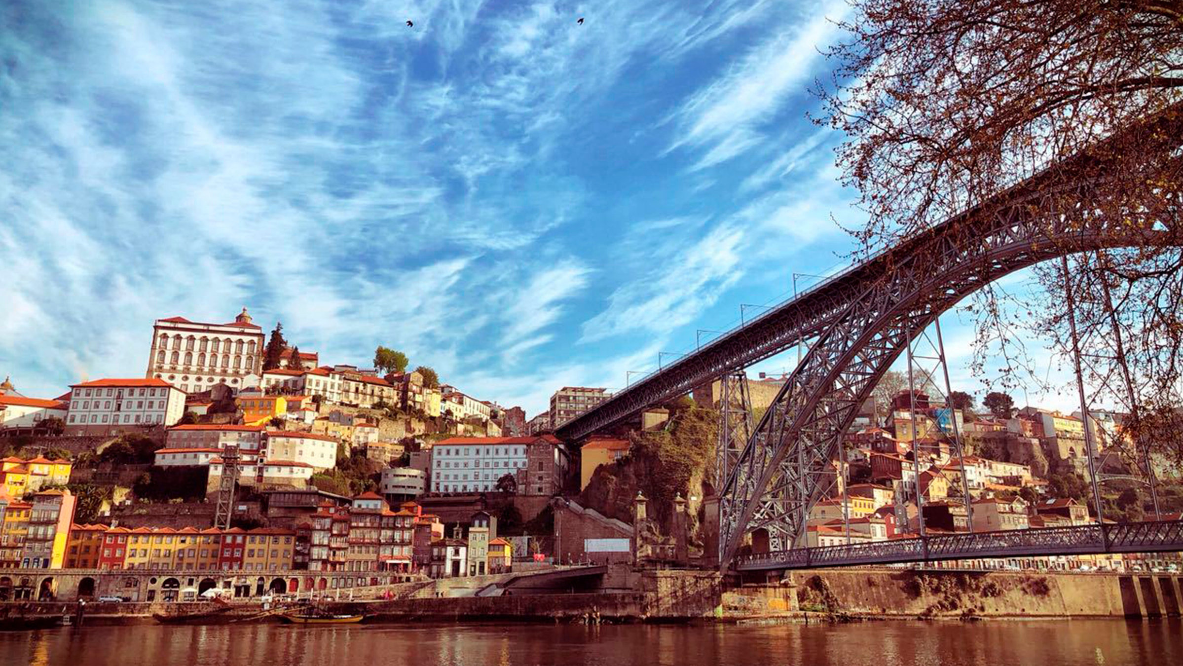 "Porto, da will ich hin!" - Brücke Ribeira. Die Ponte Dom Luis I. und das Ufer des Stadtteils Ribeira.