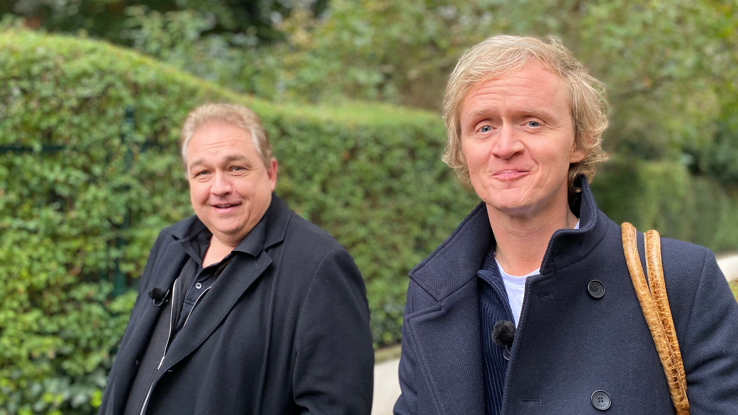 "Krause kommt!": Oliver Kalkofe. Pierre M. Krause (re.) ist heute am Rande der Hauptstadt unterwegs, wo der Erfinder der ironischen Fernsehkritik auf ihn wartet: Oliver Kalkofe.