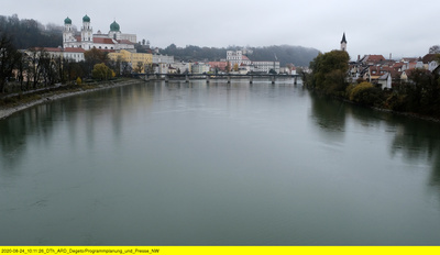 Die Donau ist tief. Ein Krimi aus Passau