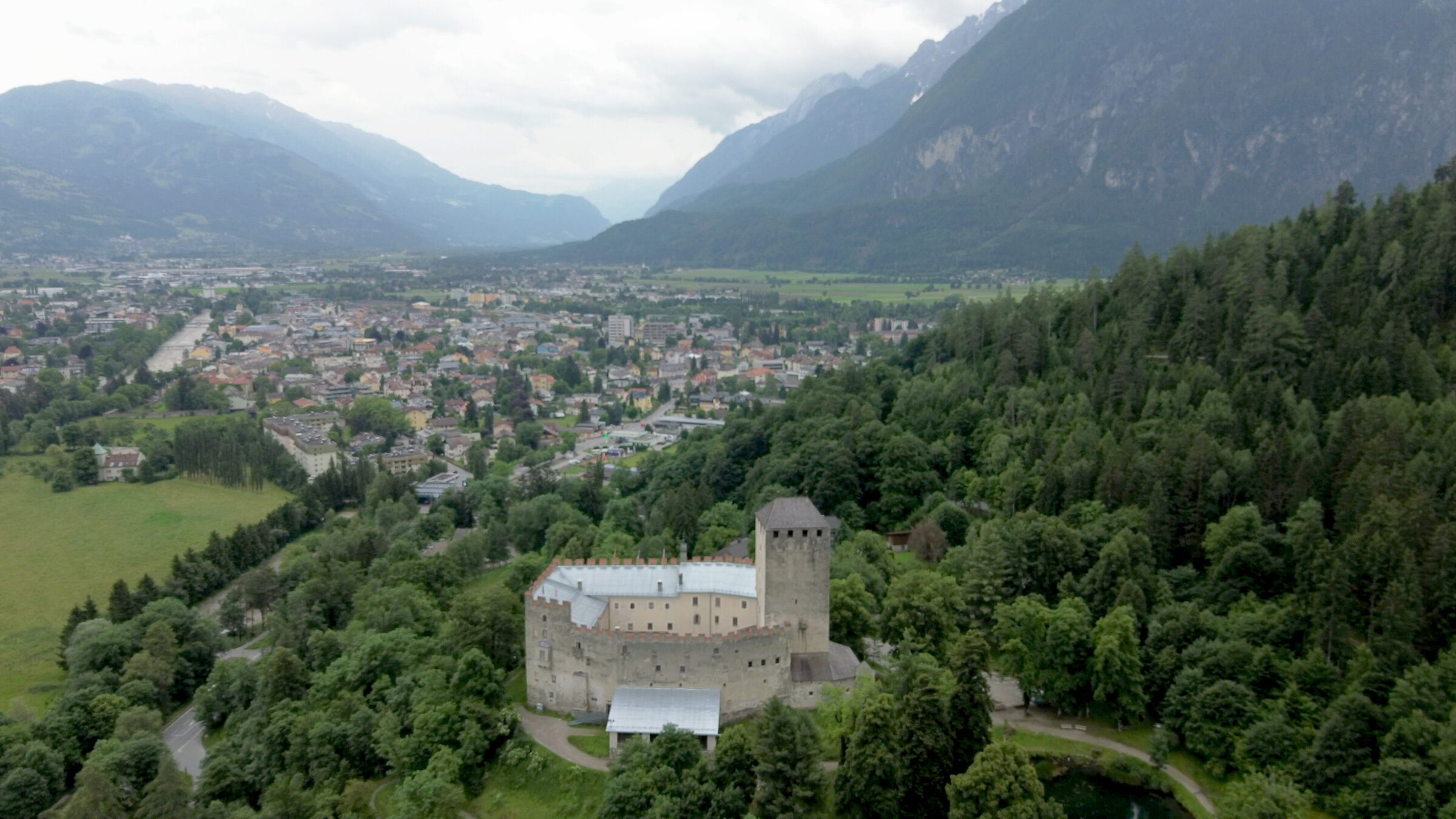 "Traumschlösser und Ritterburgen - Tirol":Schloss Bruck.