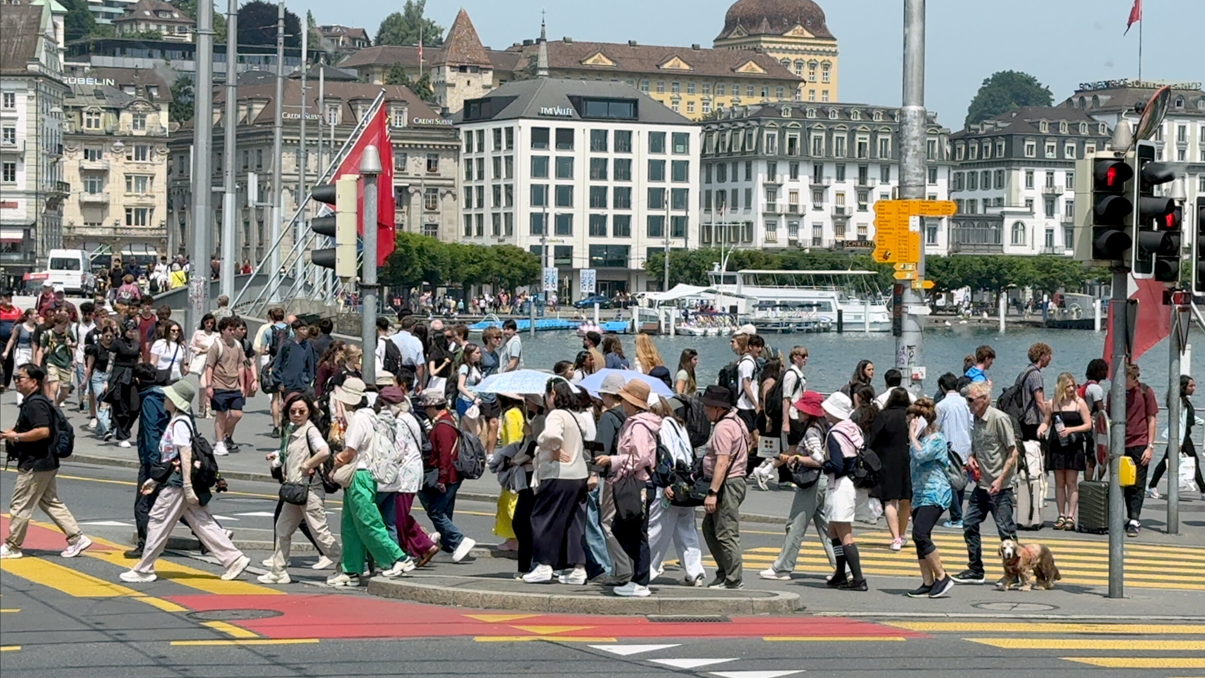 "Überrannt – Wie viele Touristen erträgt die Schweiz?": Noch nie haben so viele Touristen und Touristinnen die Schweiz besucht wie 2025 - der dritte Rekord in Folge.