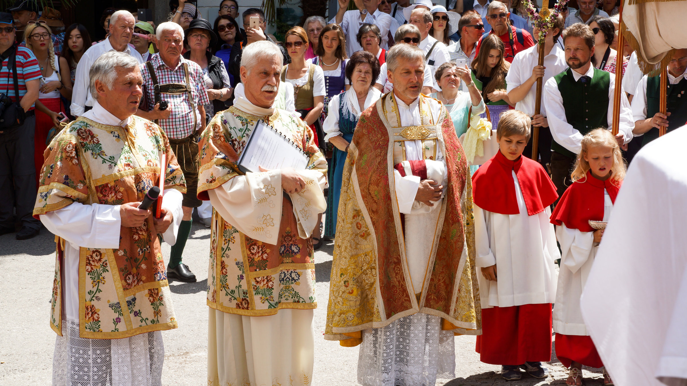 "Ein anderes Land - Die Reformation in Österreich": Fronleichnam in Hallstatt - damals als antievangelische Demonstration eingeführt.