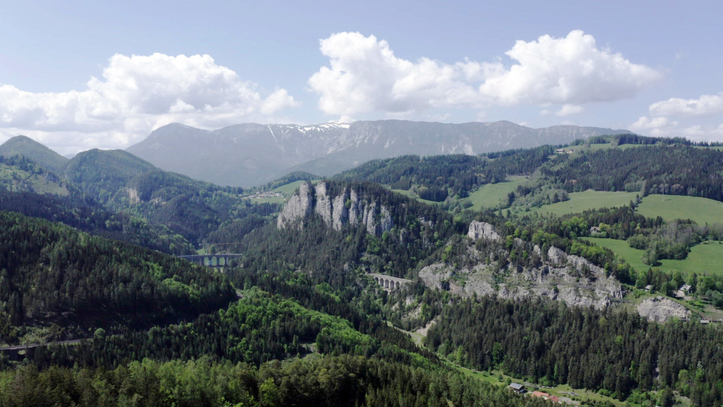 "Semmering und Voralpen": Blick auf das „Kalte Rinne“–Viadukt.