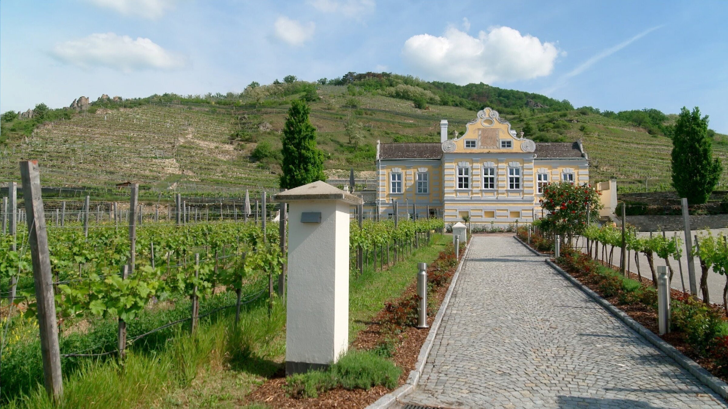 "Wachau": Kellerschlössel, der Domäne Wachau in Dürnstein.