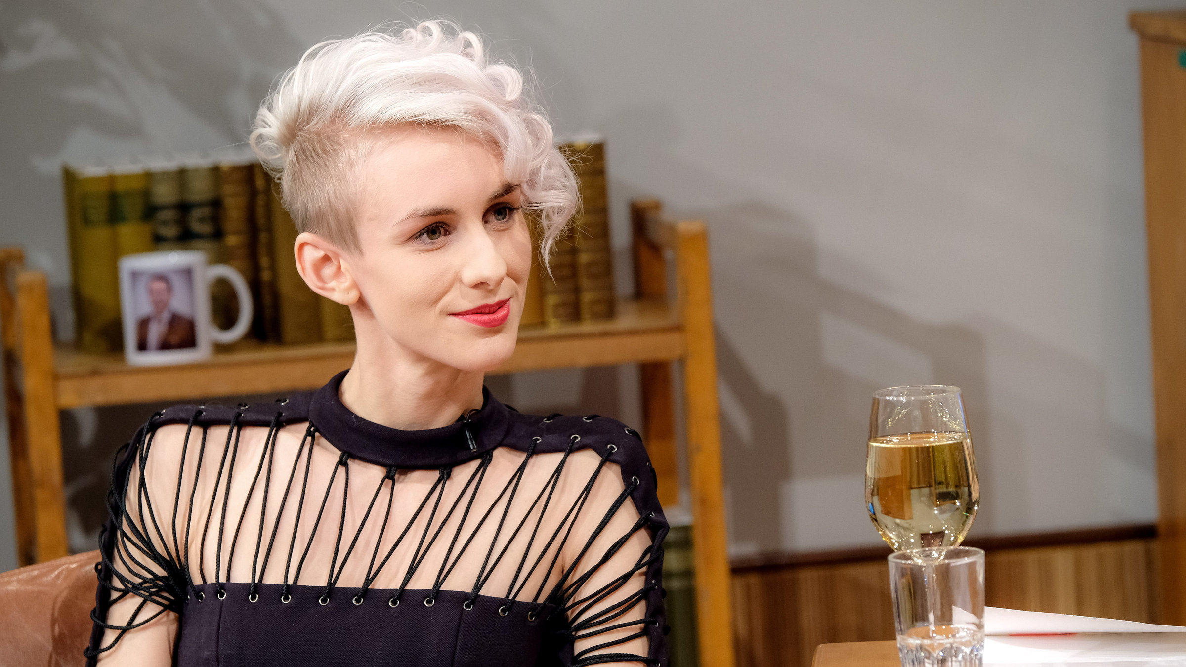 "Willkommen Österreich - Gäste, Gäste, Gäste": Lisa Eckhart