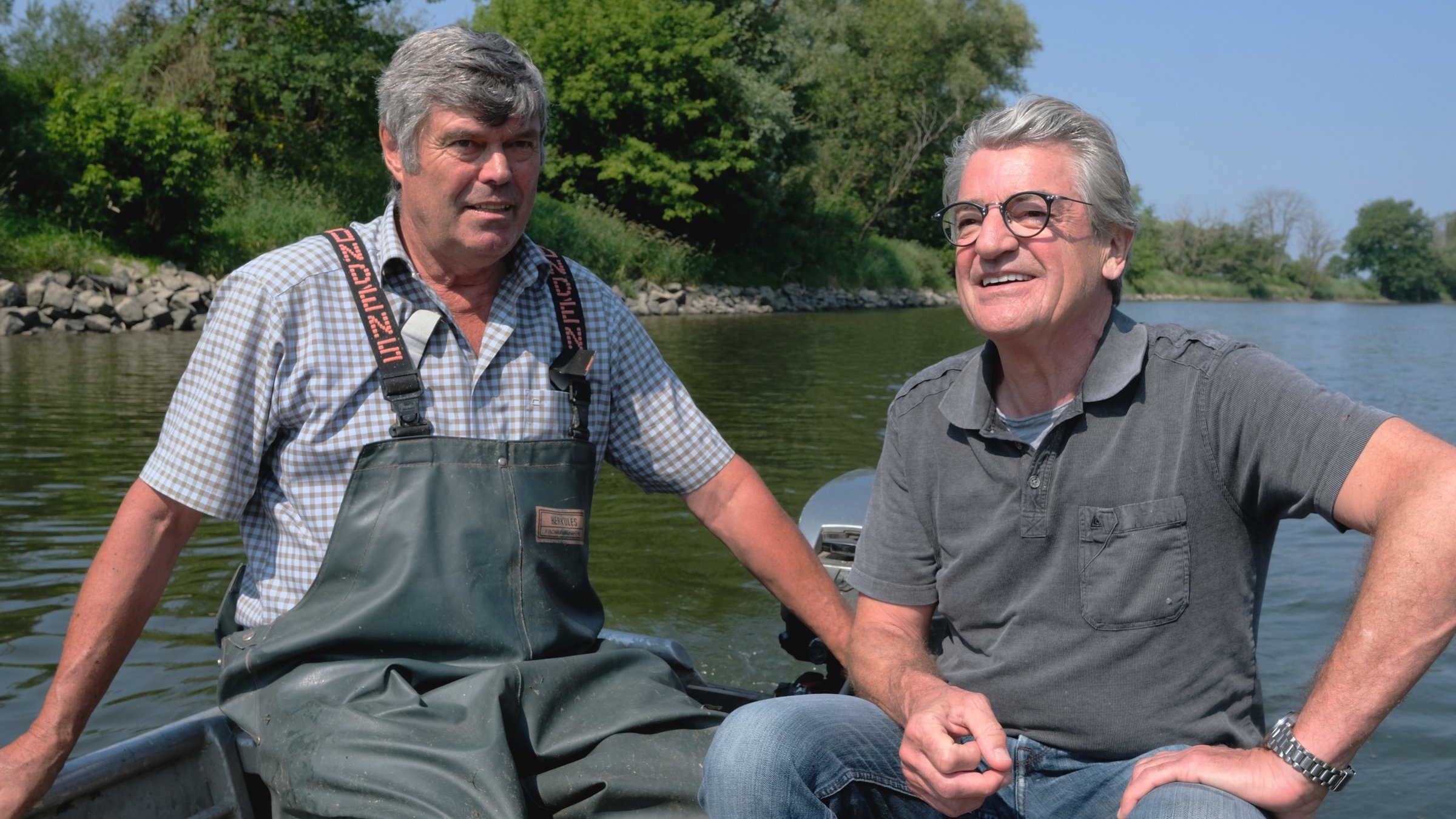 "Gernstl unterwegs - Im Gäuboden und im Bayrischen Wald": „Einen schöneren Arbeitsplatz als hier draußen gibt’s doch gar nicht!“ – Der Straubinger Johann Mayer ist der letzte Berufsfischer auf der bayerischen Donau.