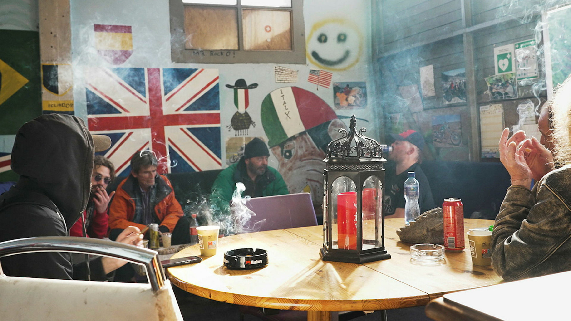 "Treffpunkt Garage – Leben am Rand der Gesellschaft (1/2)": Treffpunkt Garage - Verein Checkpunkt.