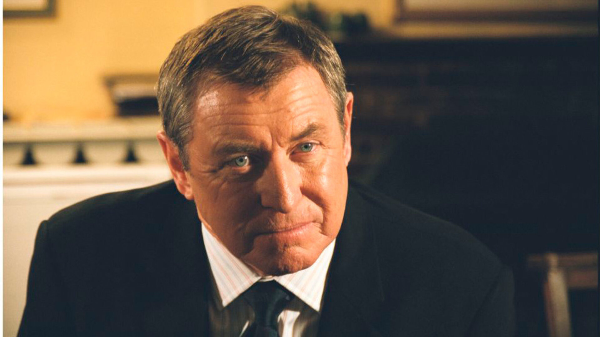 "Inspector Barnaby - Tief unter der Erde": DCI Tom Barnaby (John Nettles) in Nahaufnahme.