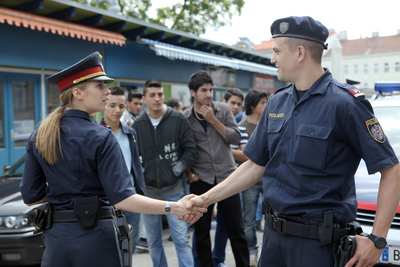 CopStories (1/10)
