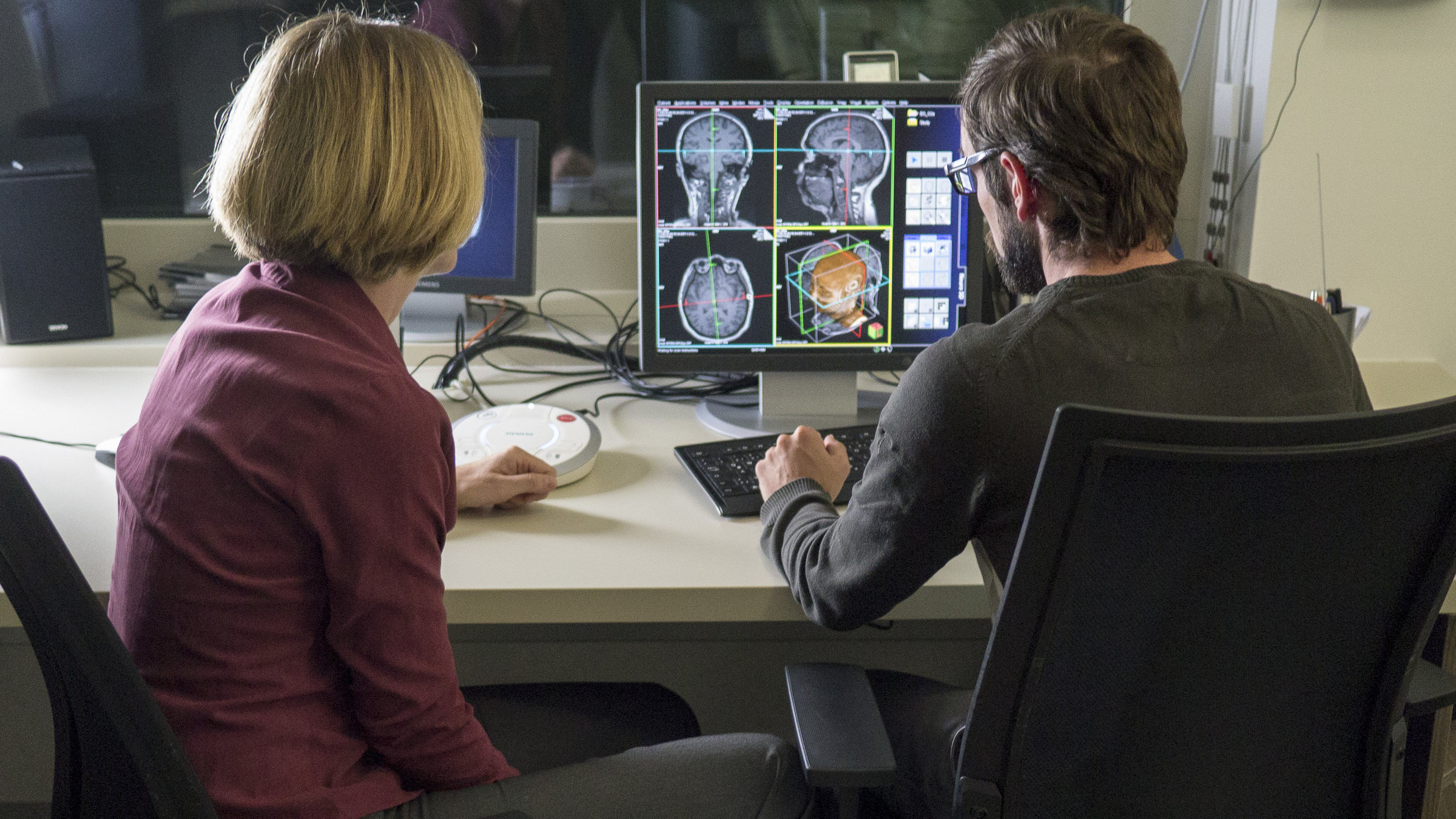 "Gefühlswelten - Empathie ist lernbar": Mit viel Gefühl und doch professionell distanziert: Wie nehmen wir Gefühle wahr? Welche Rolle spielen Gefühle? Wie erforscht man Gefühle?