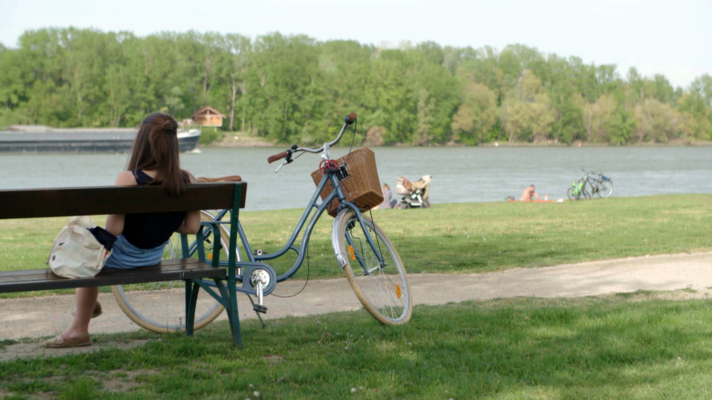 "Wiener Freizeit-Oasen - Ein Tagesausflug": Eine Wiener Freizeit Oase am Strom, das Strandbad Kritzendorf.