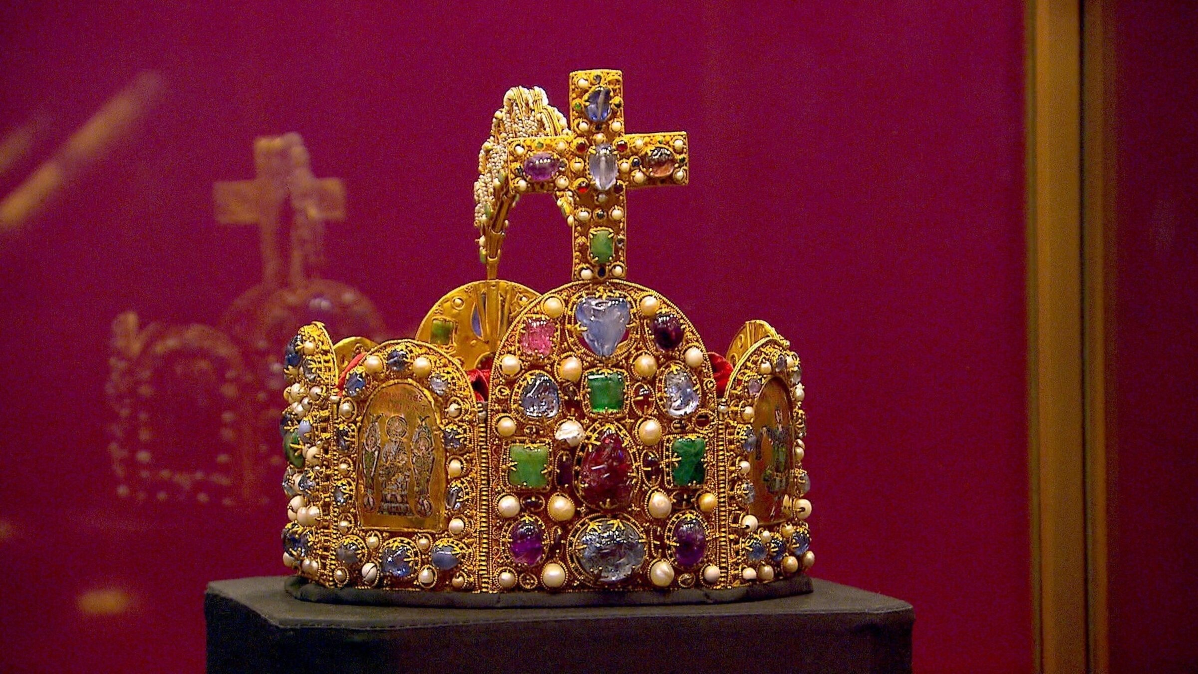 "Die österreichische Schatzkammer": Schatzkammer, Reichskrone.