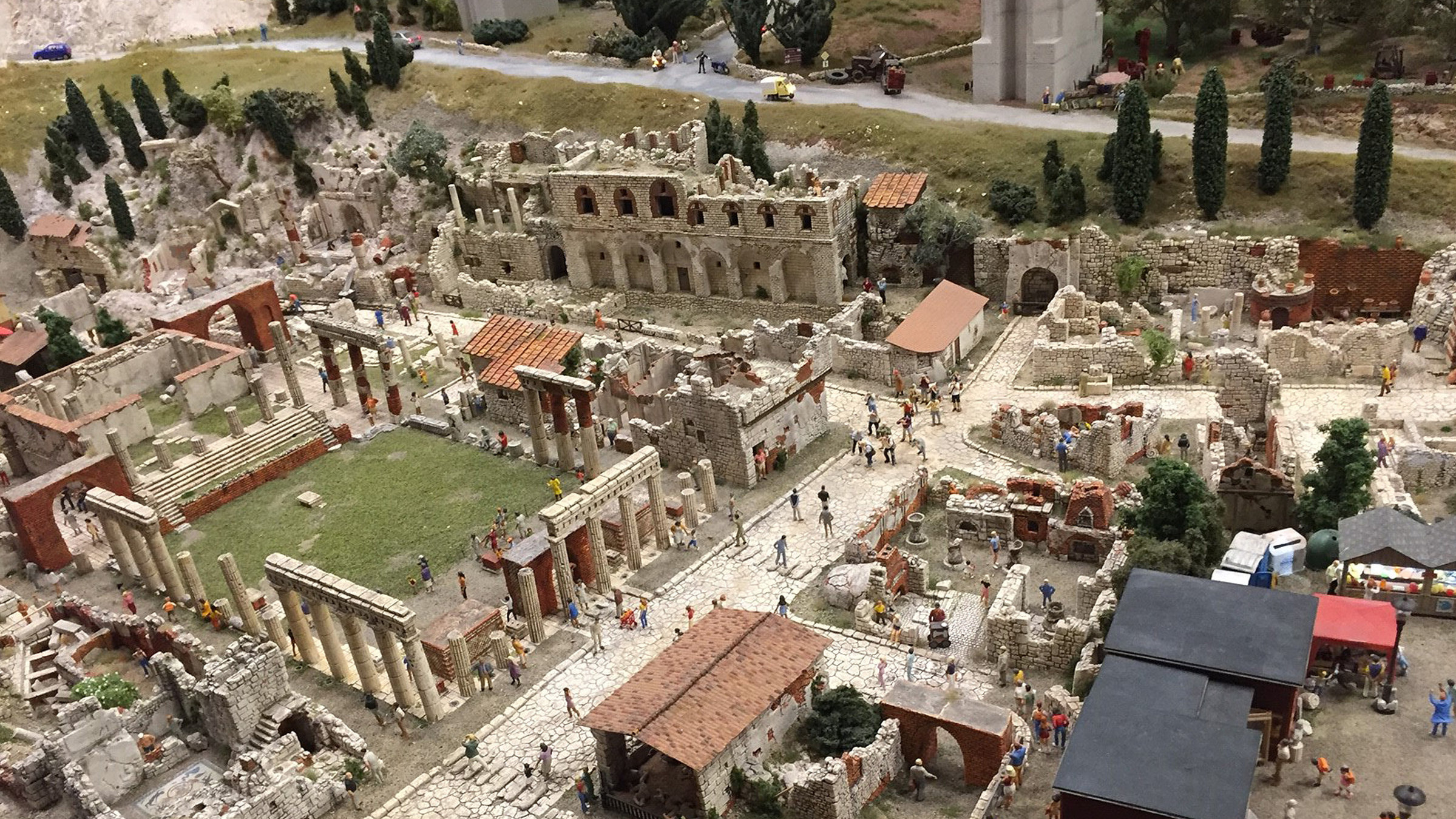 "Bella Italia im Miniaturwunderland": Die Ruinen von Pompeij