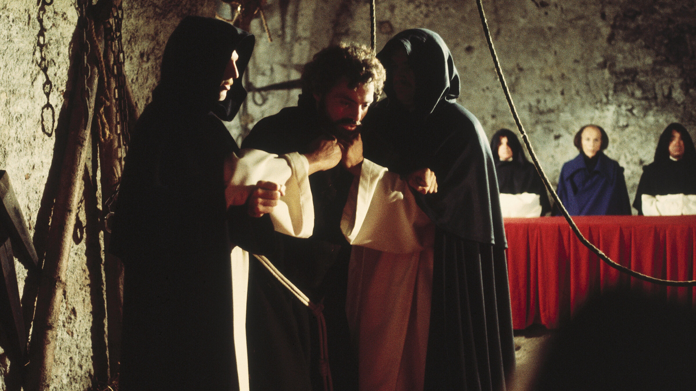 "Die Elixiere des Teufels": Medardus (Dieter Laser) findet sich inmitten einer Verschwörung wieder.