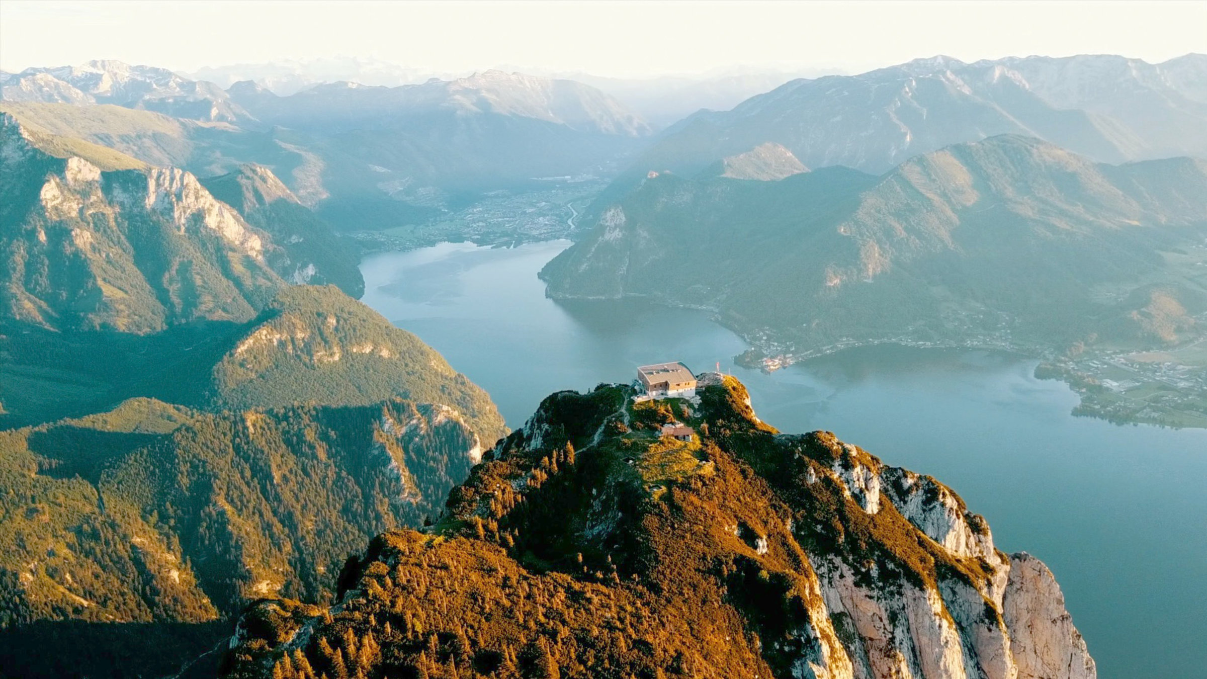 "Leben am Traunsee": Traunstein bei Sonnenuntergang