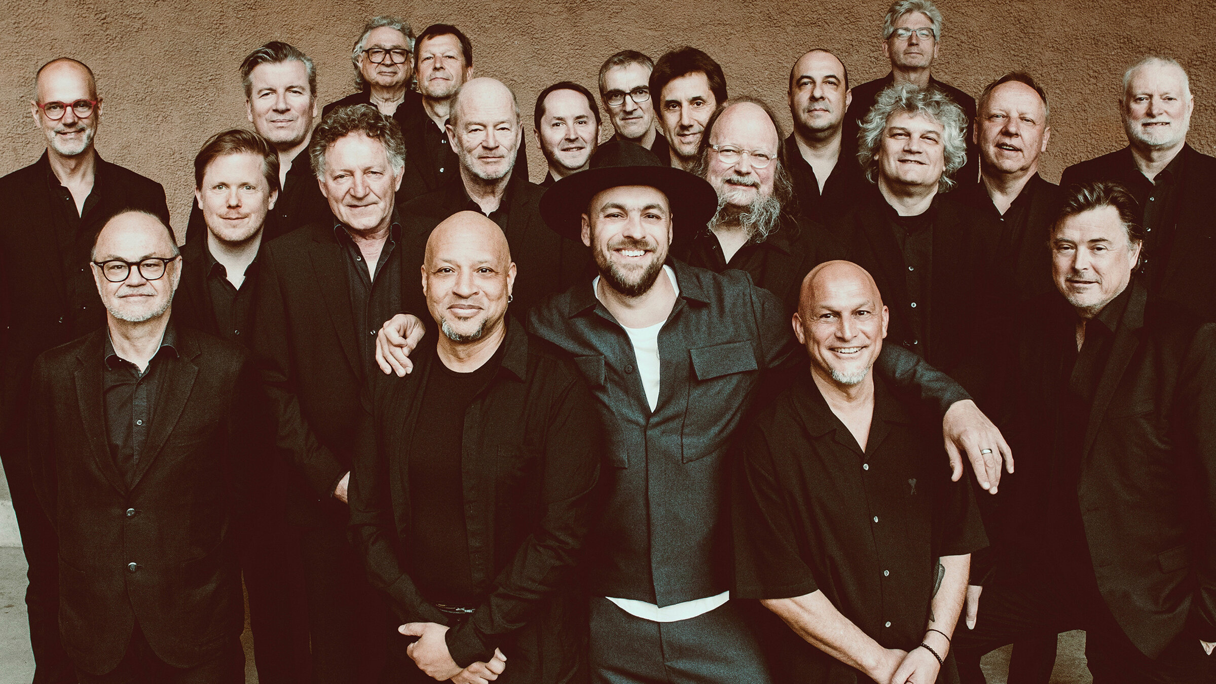"Max Mutzke und die SWR Big Band": Max Mutzke und die SWR Big Band.