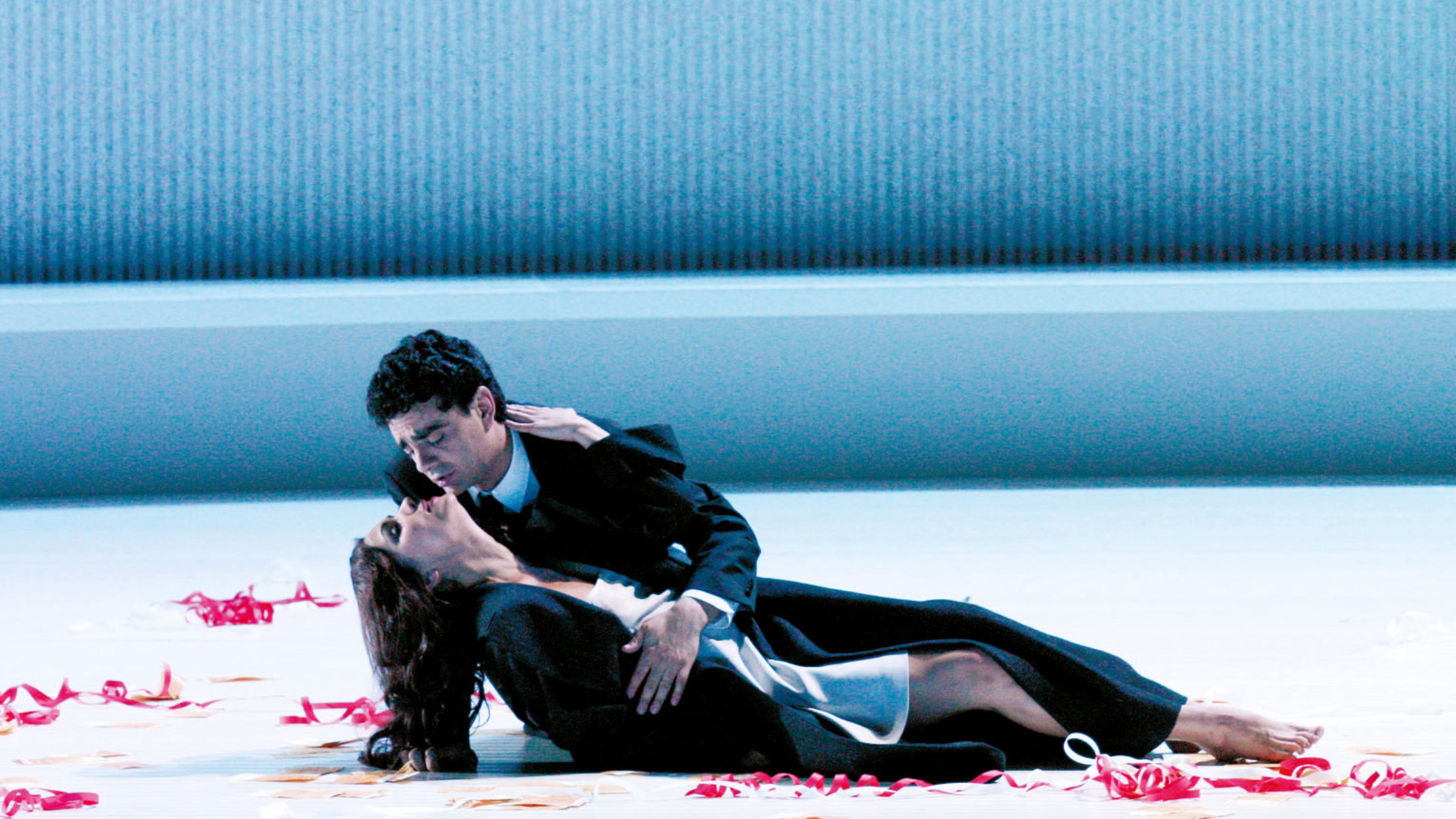 "Das Beste vom Besten - Opernhighlights der Salzburger Festspiele": La Traviata 2005; Anna Netrebko, Rolando Villazon.