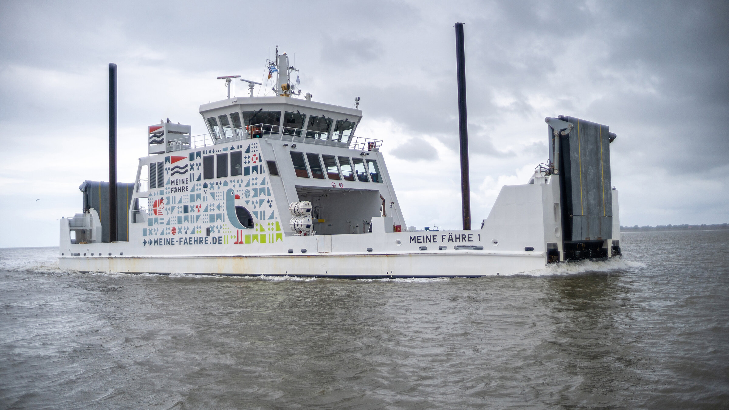 "Die Nordreportage: Neue Fähre nach Norderney": Frischer Wind auf der Nordsee: Die neue Reederei „Meine Fähre“ nimmt Kurs auf Norderney.