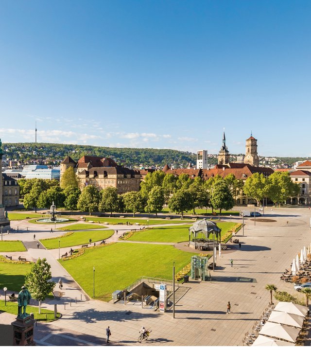 "Katholischer Gottesdienst: Sie sollten alle eins sein - damit die Welt erkennt": Außenansicht auf den Schlossplatz in Stuttgart.