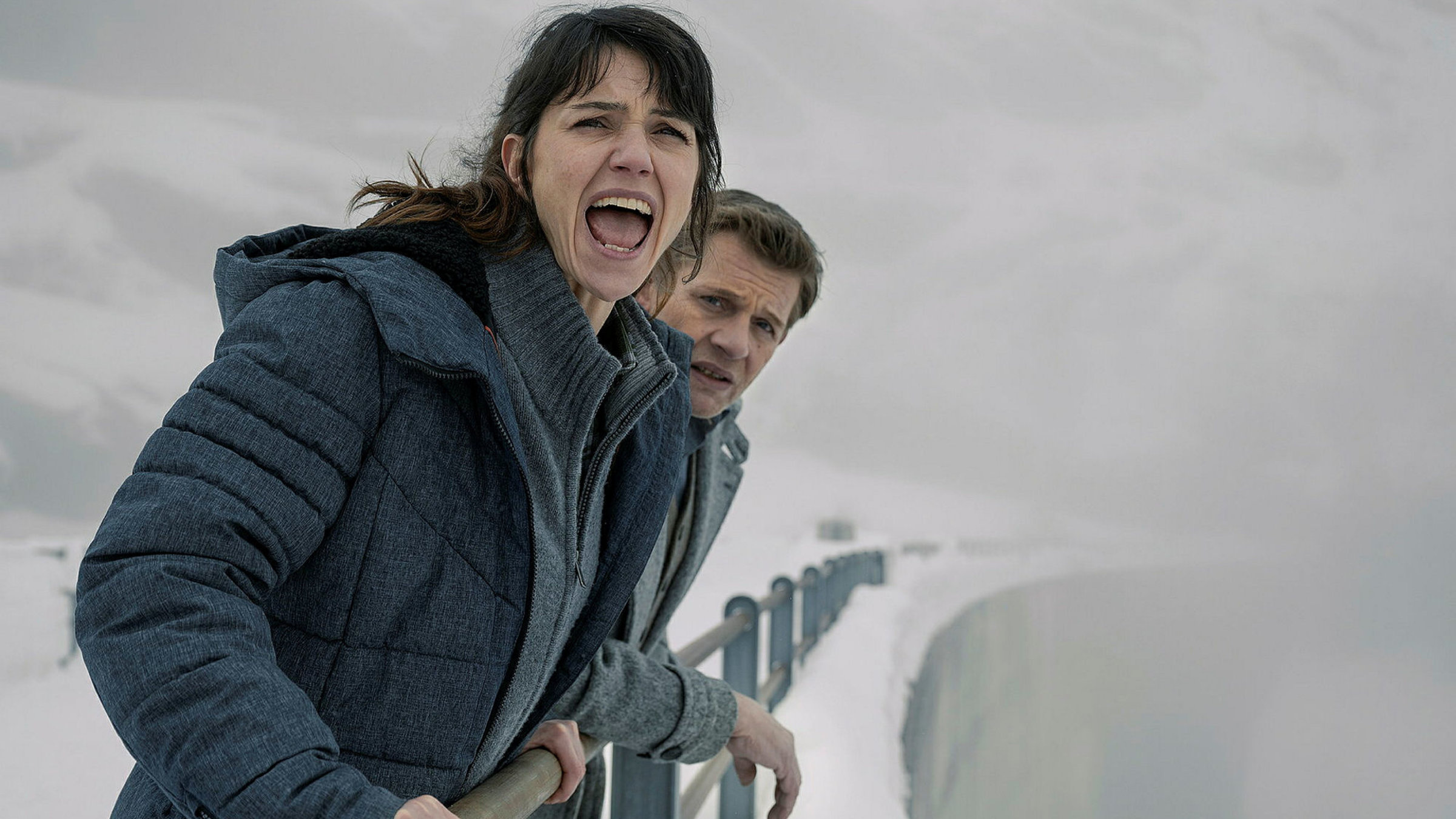 "Wilder (4/6) - Dampf": Versuchen das Schlimmste zu verhindern. Rosa Wilder (Sarah Spale), Manfred Kägi (Marcus Signer)