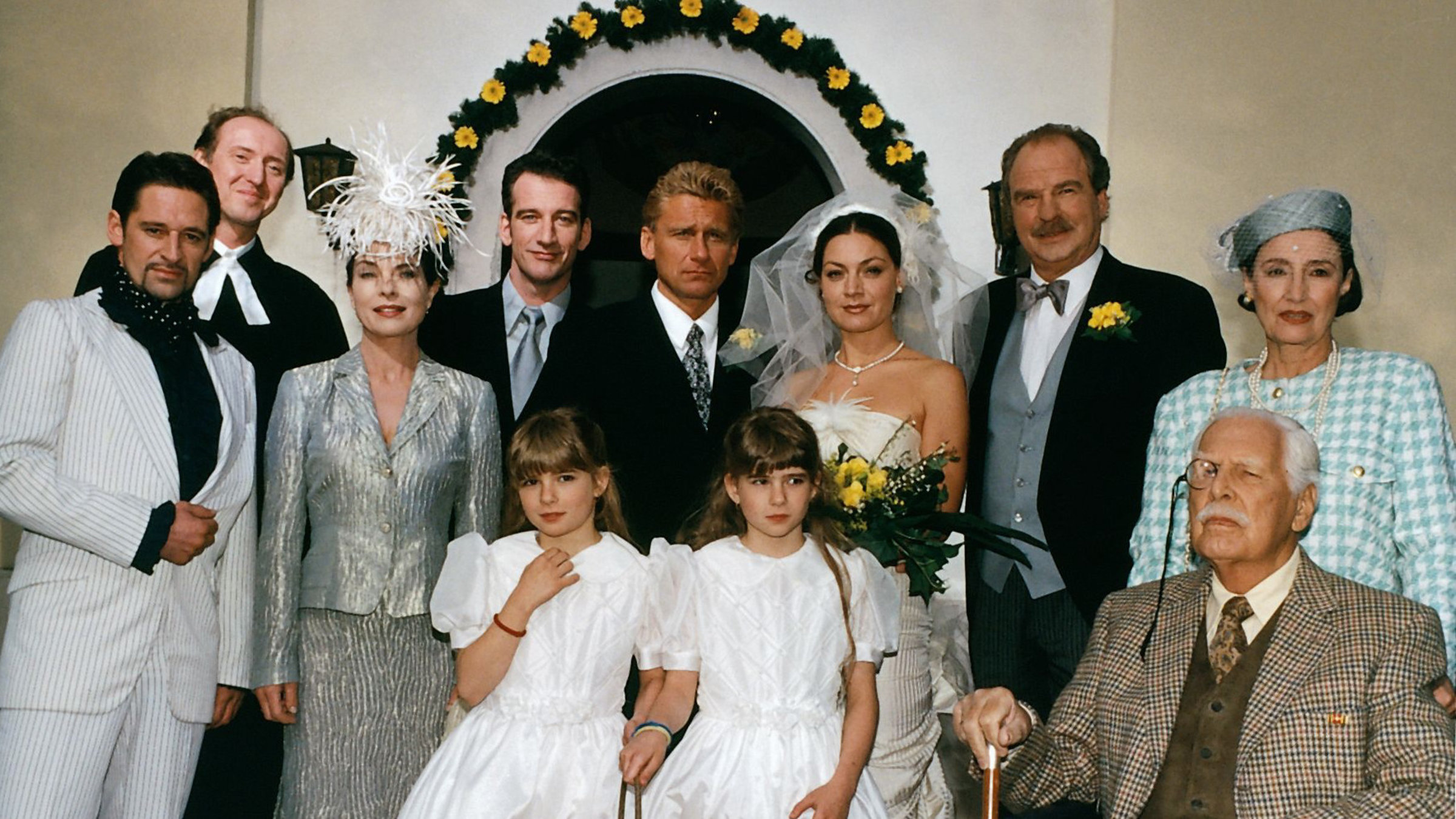 "Das Mädchen aus der Torte" - Max Tidof, Gudrun Landgrebe, Heio von Stetten, Rainhard Fenrich, Marion Mitterhammer, Friedrich von Thun.