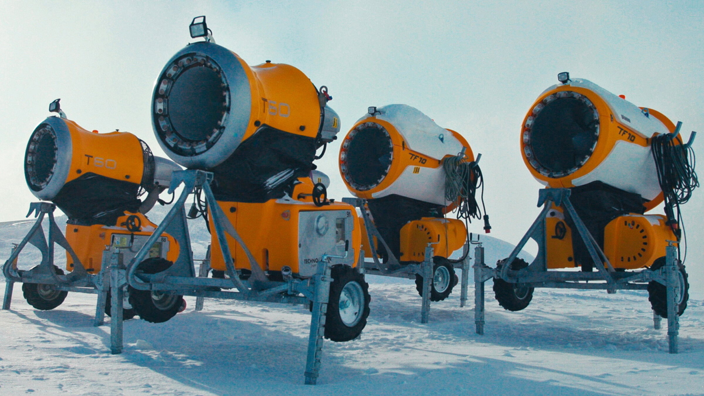 "Schnee aus Maschinen – Hat Skifahren noch eine Zukunft?": Schneemaschinen.