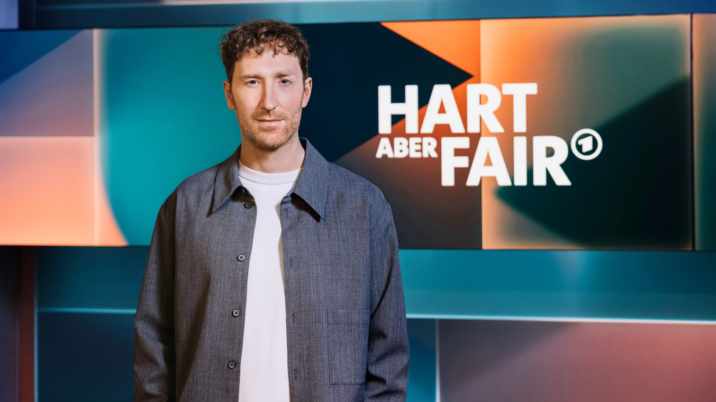 "Hart aber fair extra - Der Dialog": Moderator Louis Klamroth.