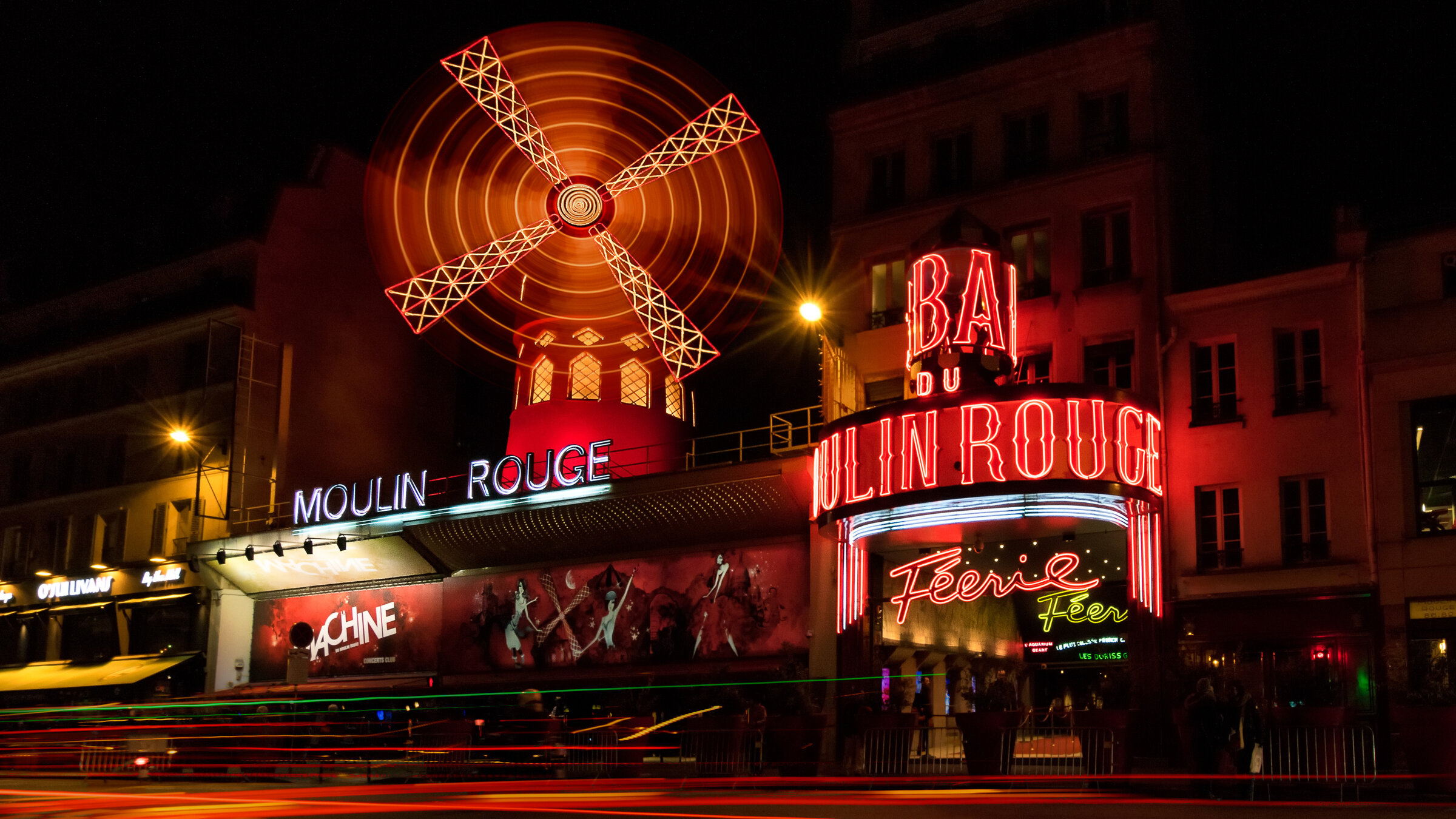 "Paläste der Nacht (1/4) - Moulin Rouge": Moulin Rouge