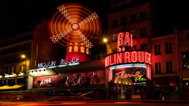 Paläste der Nacht (1/4)<br/>Moulin Rouge Paris