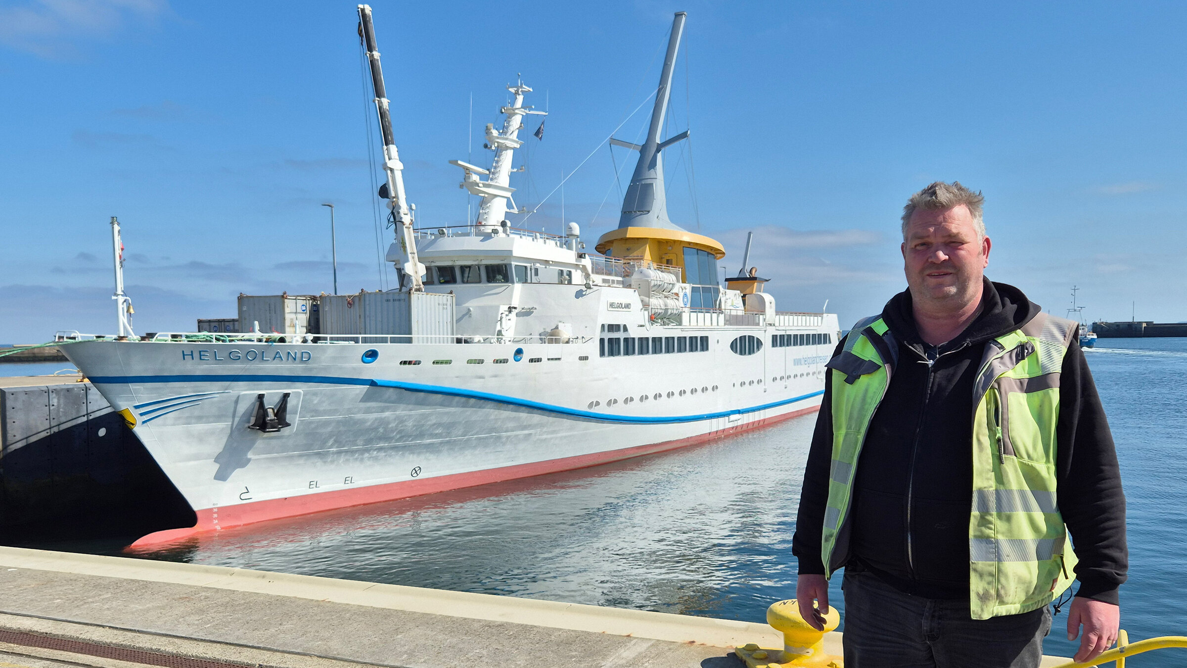 "Die Nordreportage: Neustart auf Helgoland": Heiko Ederleh betreibt den Hafenservice auf Helgoland.