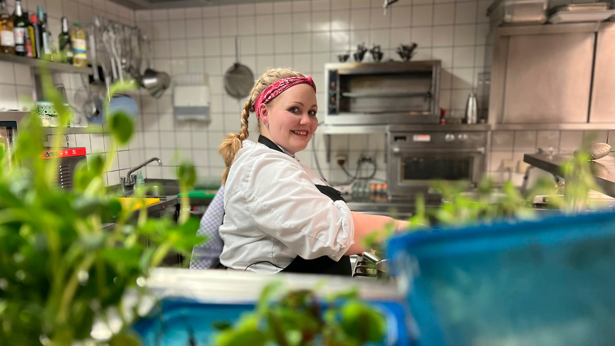 "Kochstories: Deutschlands jüngste Küchenchefin": Katrin Neugebauer, deutschlands jüngste Küchenchefin.