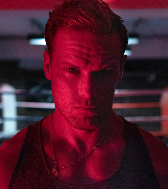 "Suspect - Folge 5: Ryan": Nahaufnahme von Ryan (Sam Heughan) im Fitnessstudio