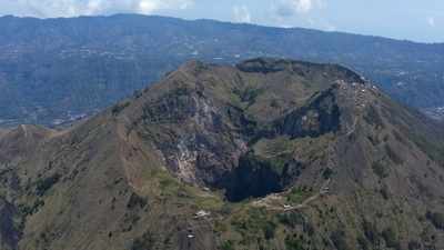 Im Land der Feuerberge: Indonesien